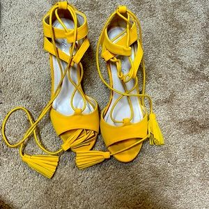 Mustard tie up heels